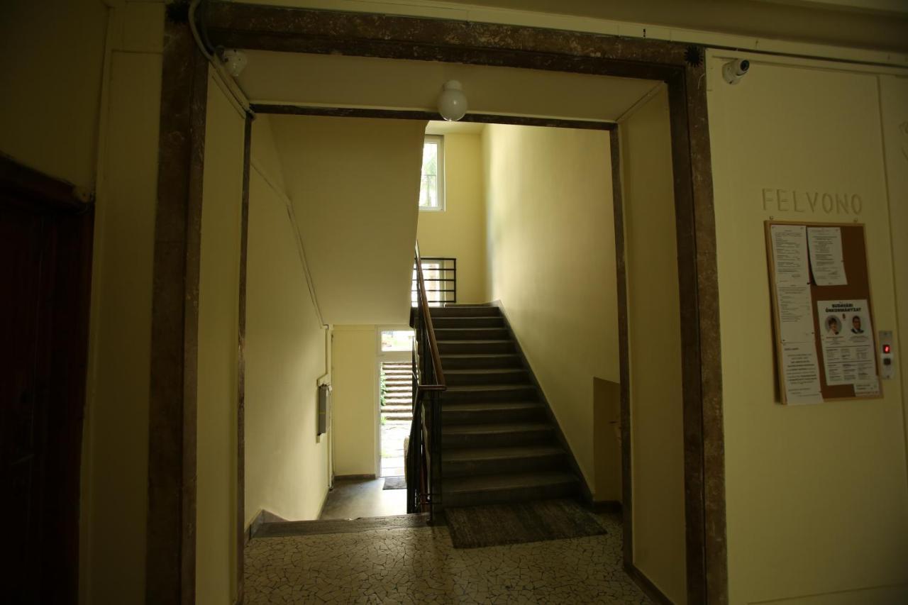 דירות בודפשט Castle Courtyard Hideaway מראה חיצוני תמונה